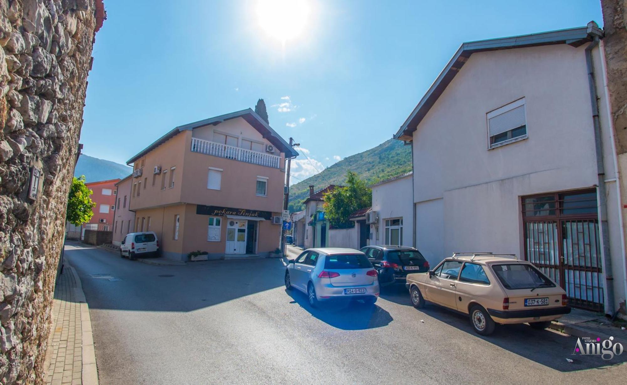 Apartments Enigma - With Private Parking Mostar Dış mekan fotoğraf