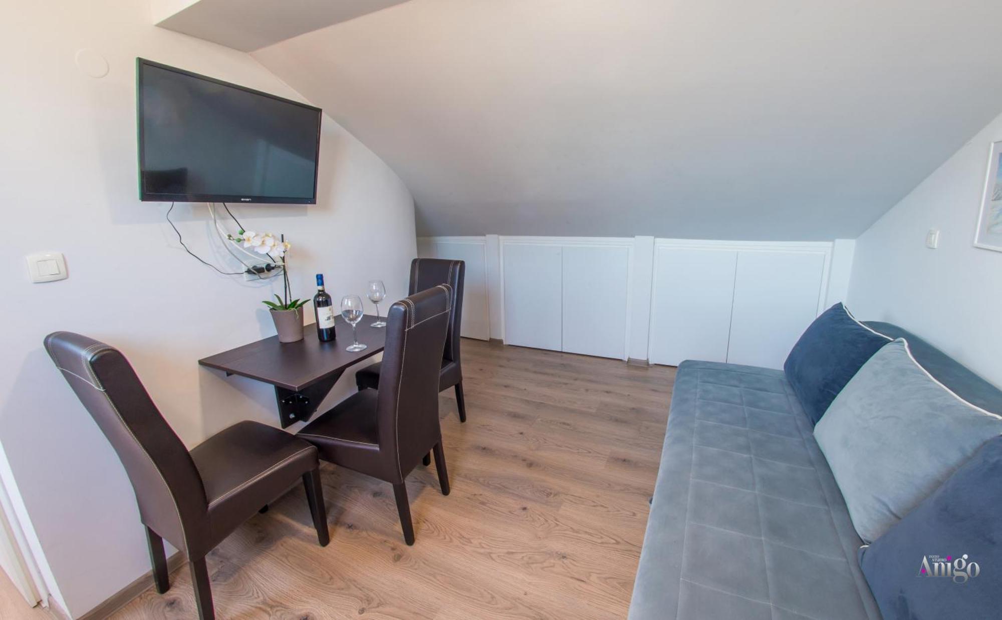 Apartments Enigma - With Private Parking Mostar Dış mekan fotoğraf