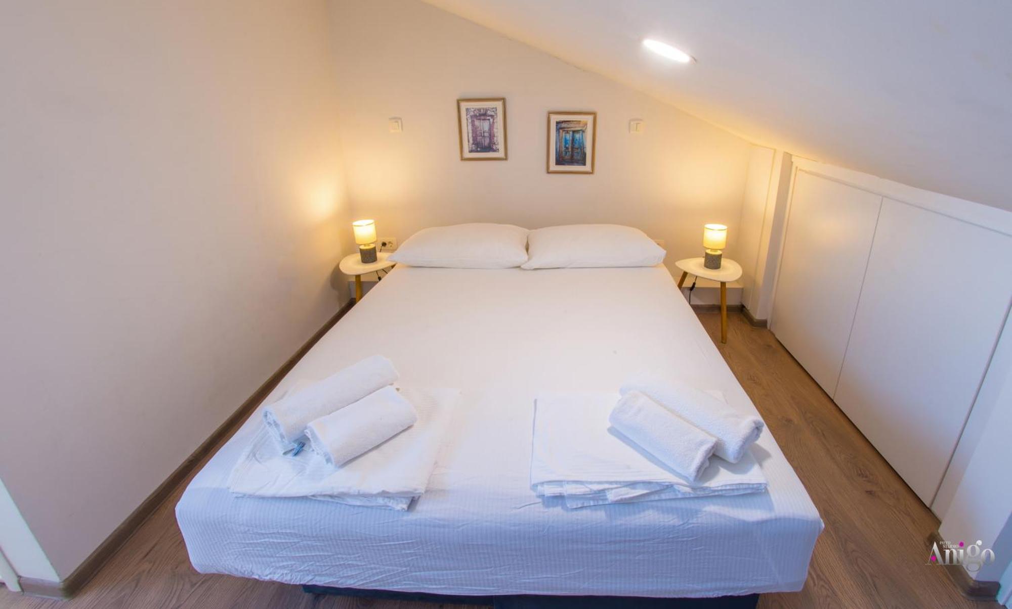 Apartments Enigma - With Private Parking Mostar Dış mekan fotoğraf