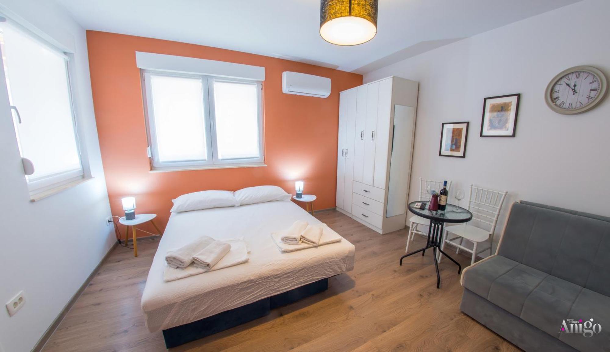 Apartments Enigma - With Private Parking Mostar Dış mekan fotoğraf