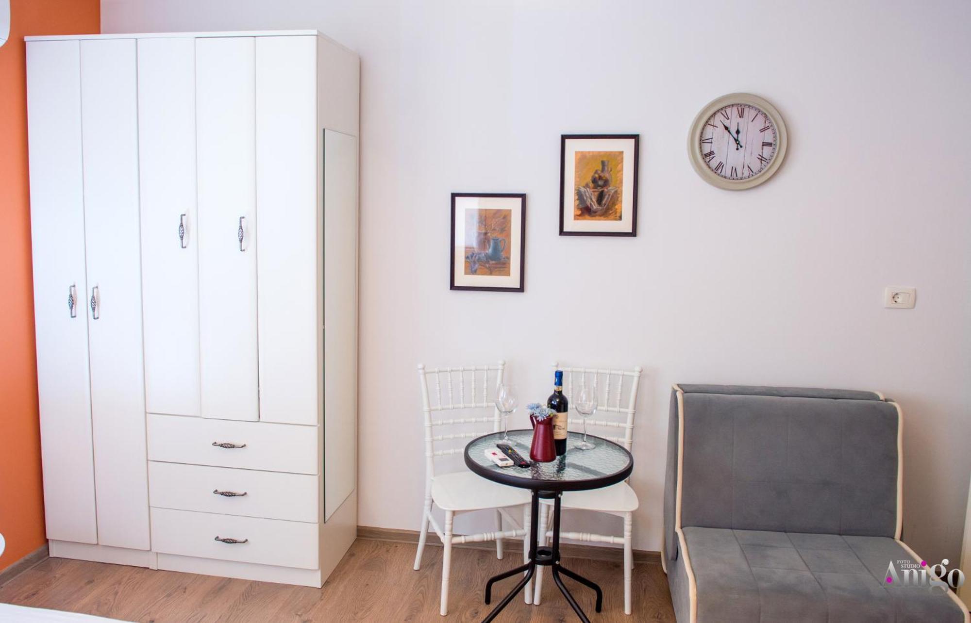 Apartments Enigma - With Private Parking Mostar Dış mekan fotoğraf